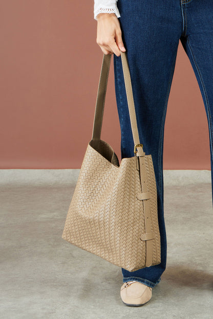 Yumi Stone Woven Shoulder Bag With Detachable Inside Purse
