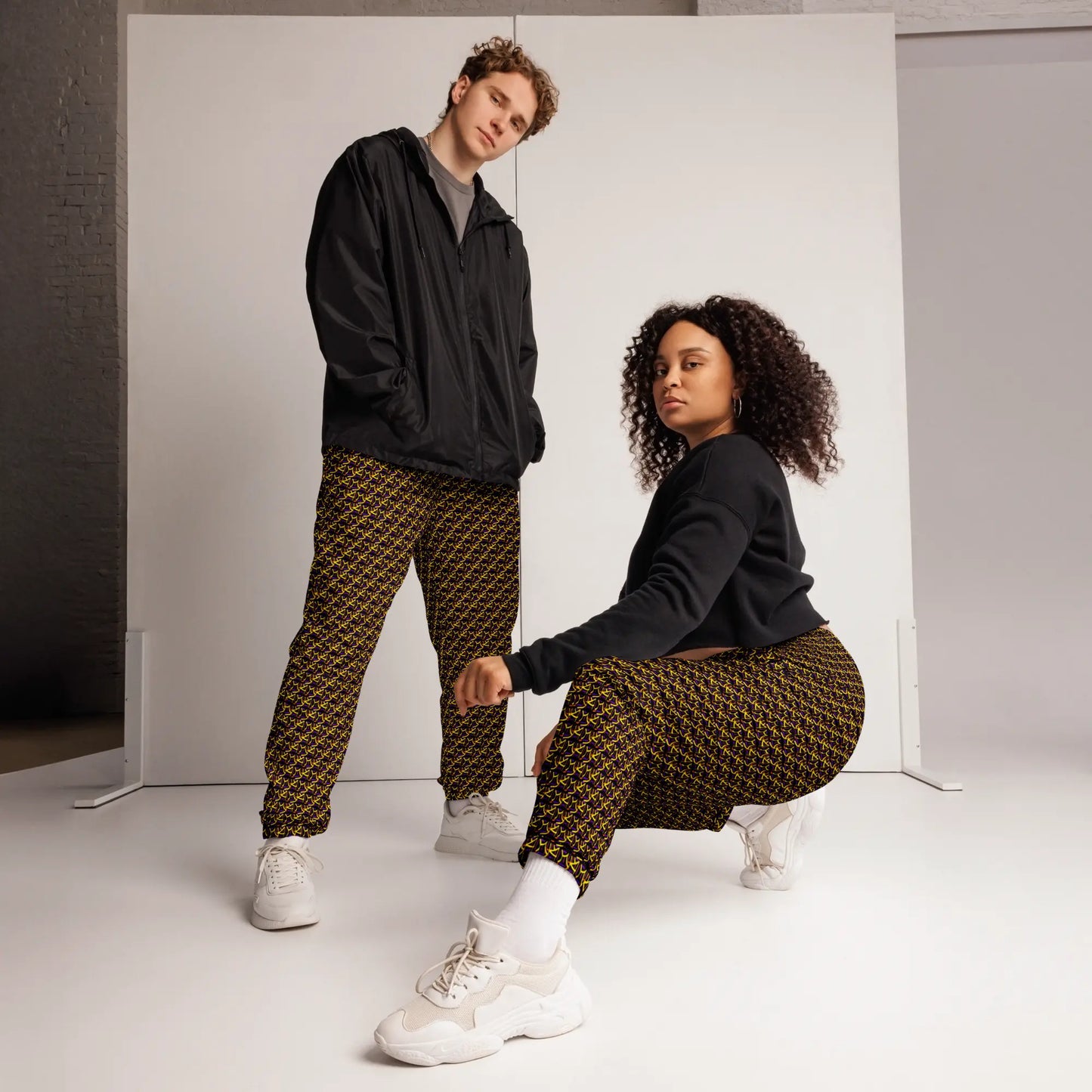 Direct Unisex track pants elte26 magazine