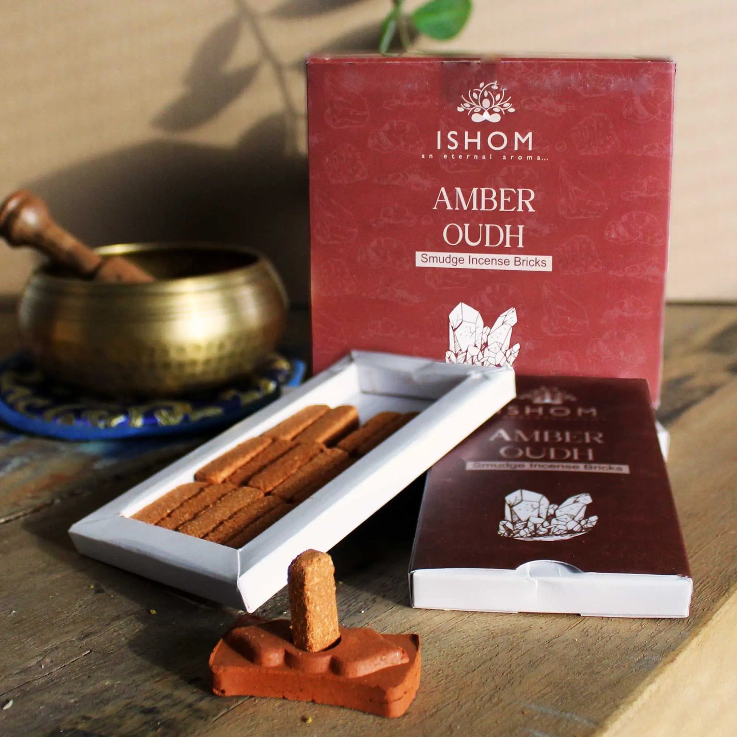 Pack of 15 Natural Incense Smudge Bricks and Burner - Amber Wood Scents & Soaks