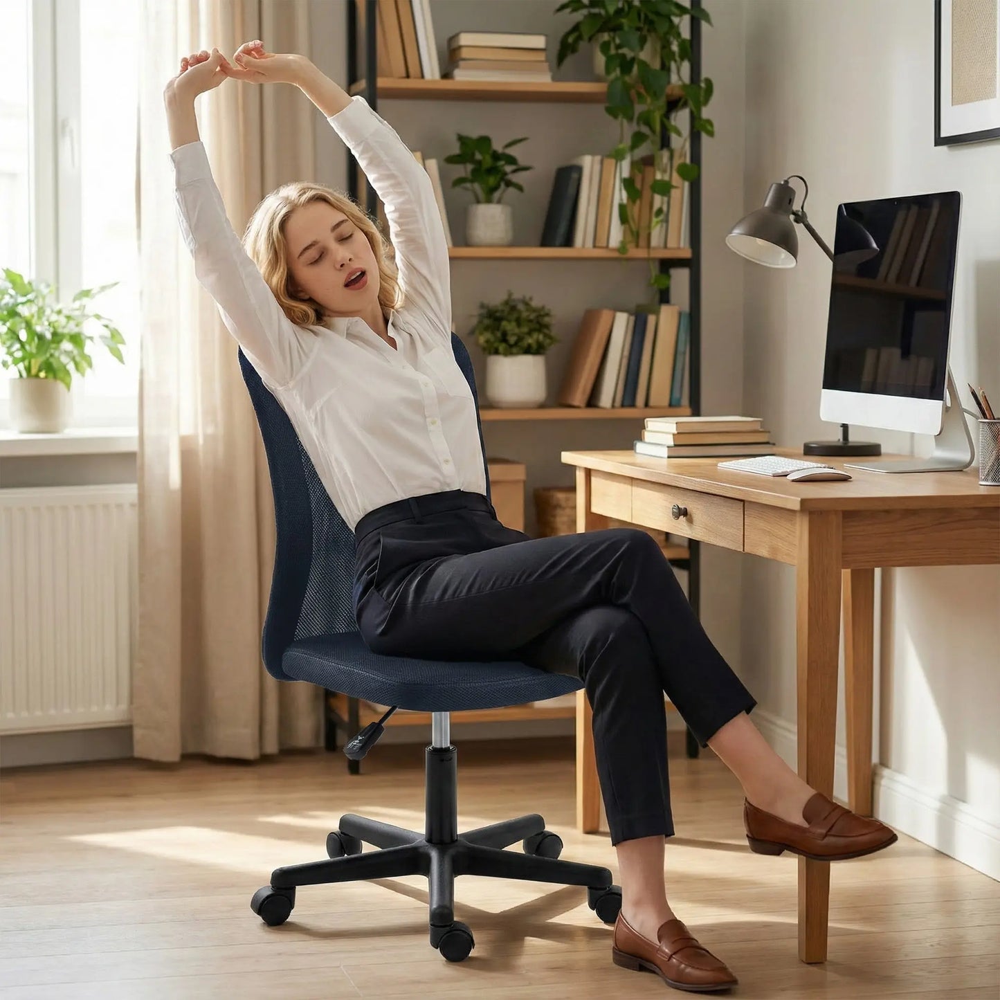 Vinsetto Computer Desk Chair, Mesh Office Chair with Adjustable Height and Swivel Wheels, Armless Study Chair, Dark Grey Wise Galleria