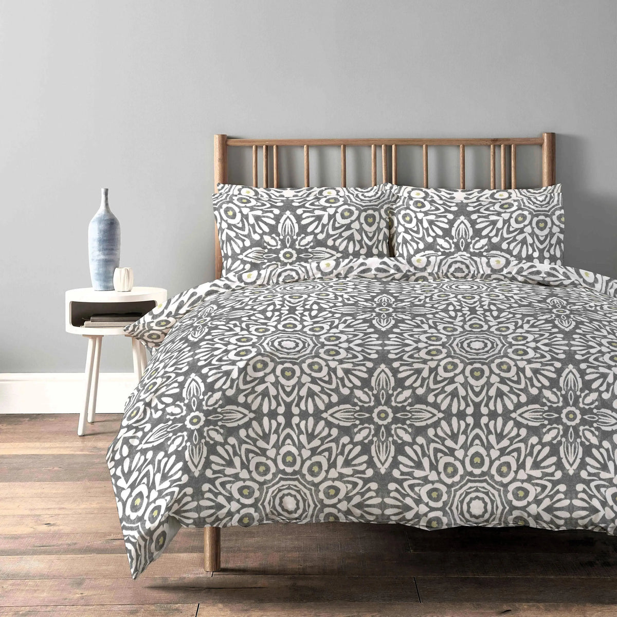 OLIVIA ROCCO Luxury Super Soft Cotton Rich Duvet Sets Easycare Comfortable Bedding Includes Duvet Cover & Pillowcases in Single Double King Size OLIVIA ROCCO